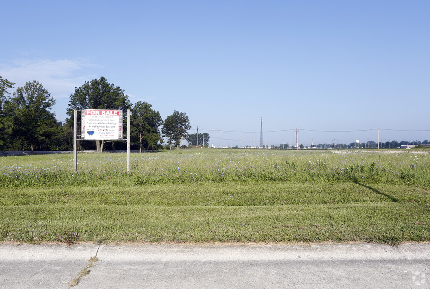 Lunar Dr, Wapakoneta, OH à vendre - Photo principale - Image 1 de 1