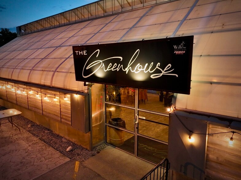 916 S Mitchell St, Cadillac, MI à vendre - Photo du bâtiment - Image 3 de 39