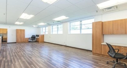 101 Clinton Rd, Fairfield, NJ for lease Interior Photo- Image 2 of 2