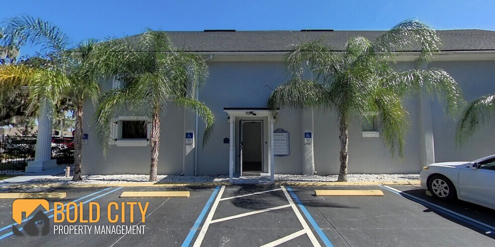 108 Kingsley Ave, Orange Park, FL à louer - Photo du bâtiment - Image 1 de 13