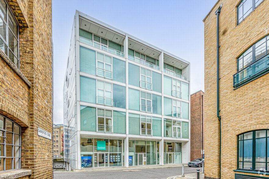 18-20 Shad Thames, London for lease - Building Photo - Image 3 of 31