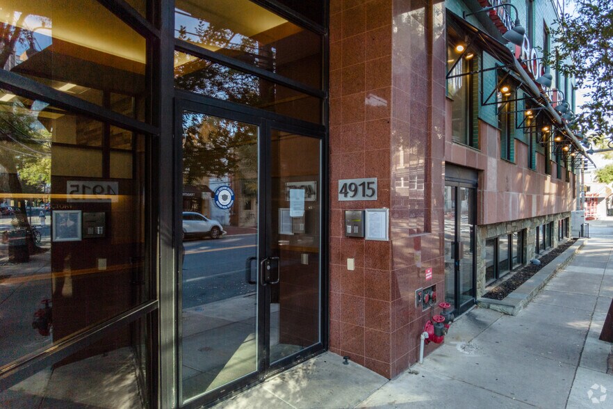 4915 St. Elmo Ave, Bethesda, MD à louer - Photo du bâtiment - Image 3 de 11