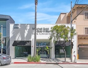 242-246 N Beverly Dr, Beverly Hills, CA for lease Building Photo- Image 2 of 6