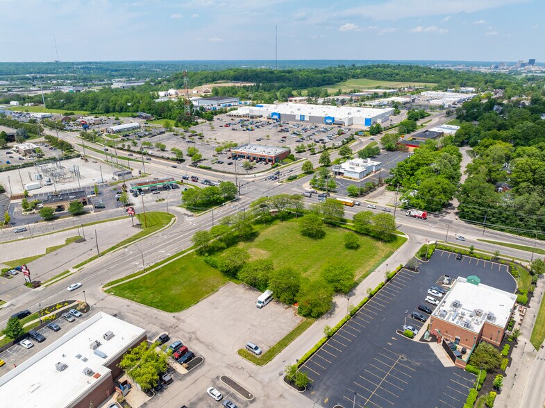 1490 W Dorothy Ln, Dayton, OH à vendre - Aérien - Image 3 de 14