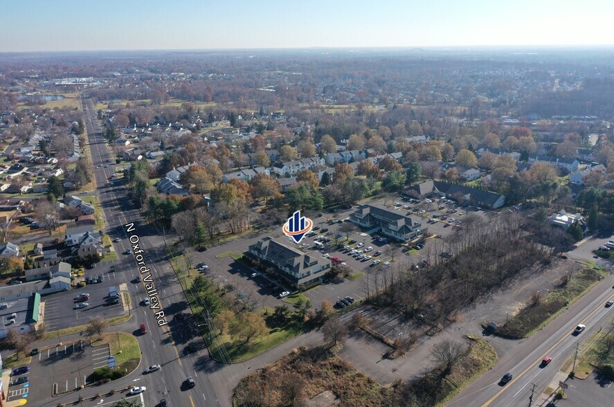 Oxford Crossing Professional Park Office portefeuille de 2 propriétés à vendre sur LoopNet.ca - Photo du bâtiment - Image 2 de 13