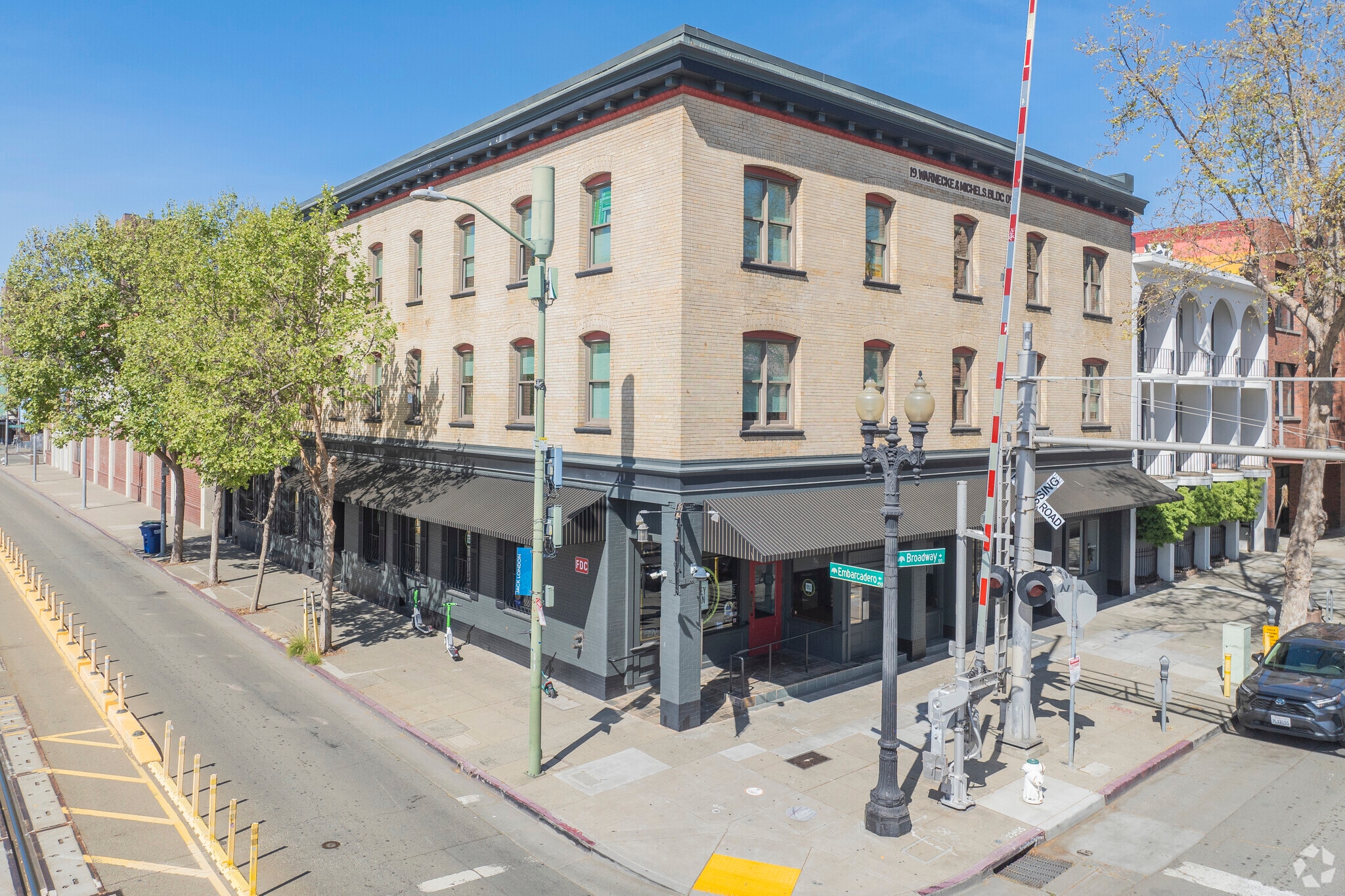 101 Broadway, Oakland, CA for lease Building Photo- Image 1 of 14