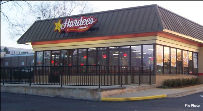 Plus de détails pour 17701 E Highway 24, Independence, MO - Commerce de détail à vendre