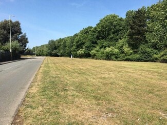 More details for North Rd, Bridgend - Land for Lease