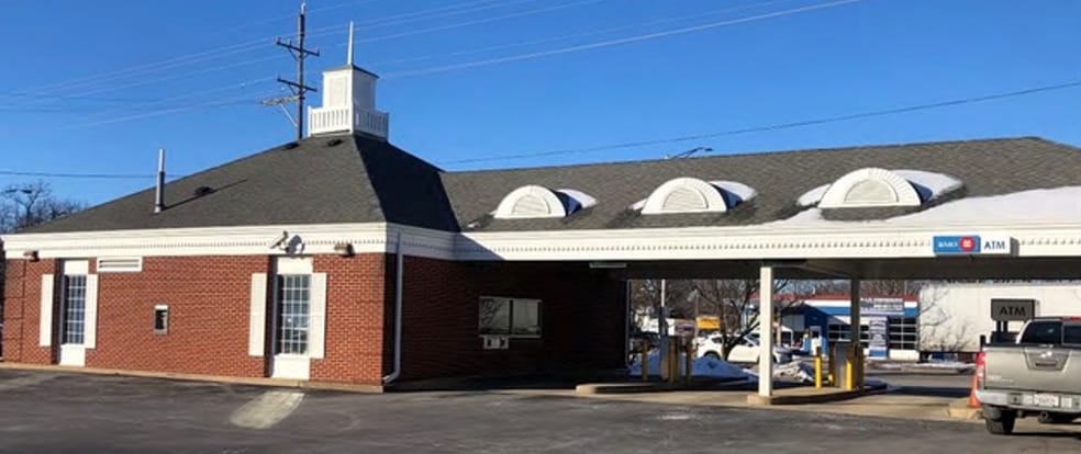 123 W Grant Hwy, Marengo, IL for sale - Building Photo - Image 2 of 5