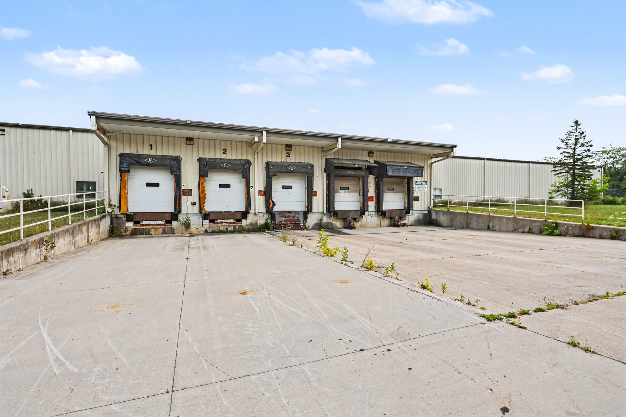 1201 S Wheeler St, Saginaw, MI for lease Interior Photo- Image 1 of 14