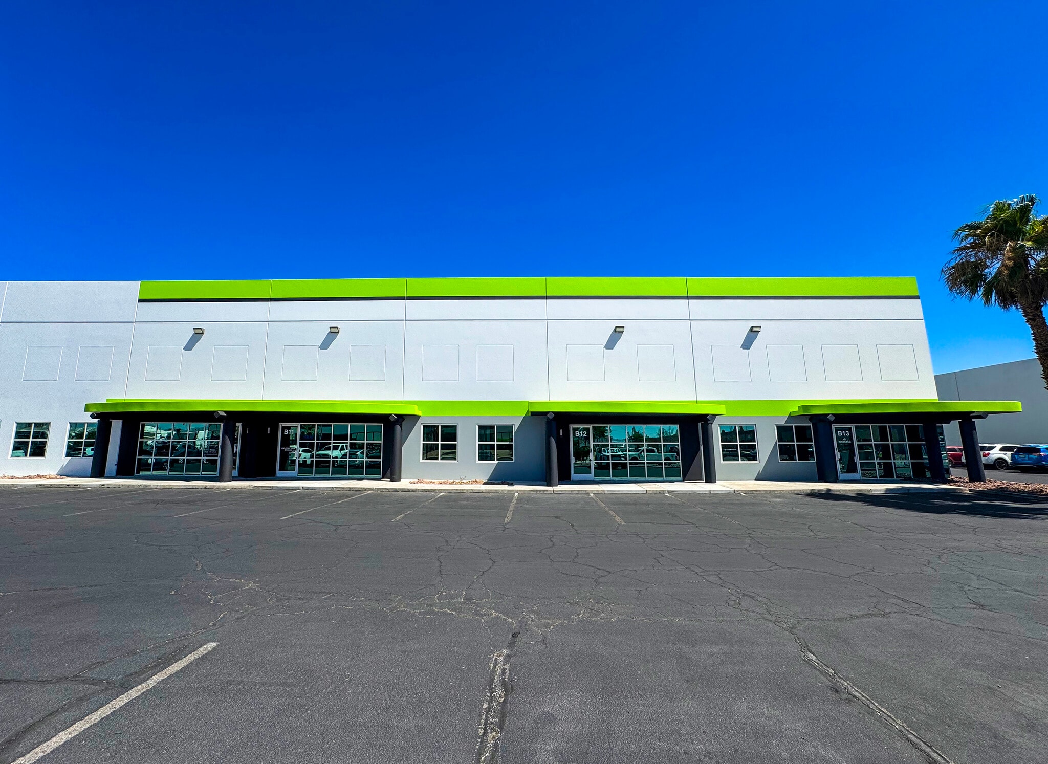 3955 W Mesa Vista Ave, Las Vegas, NV for lease Building Photo- Image 1 of 3