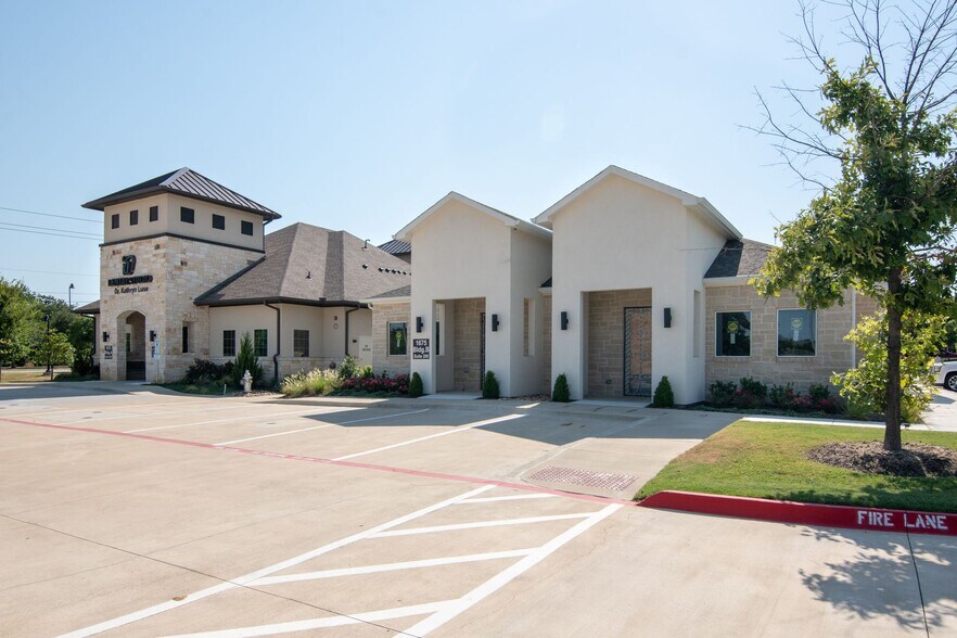 1675 North Tarrant Pky, Keller, TX for lease - Building Photo - Image 1 of 3