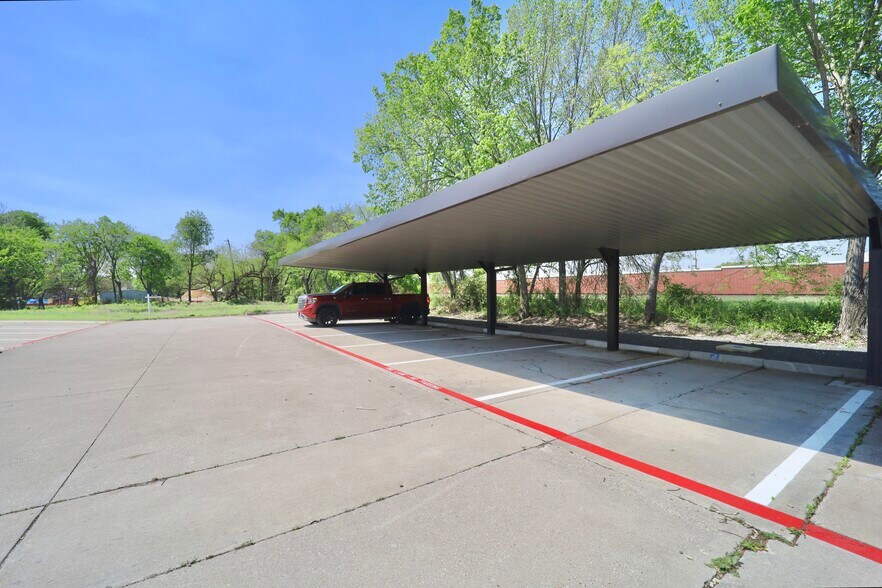 10 E McDermott Dr, Allen, TX à vendre - Photo du bâtiment - Image 3 de 8