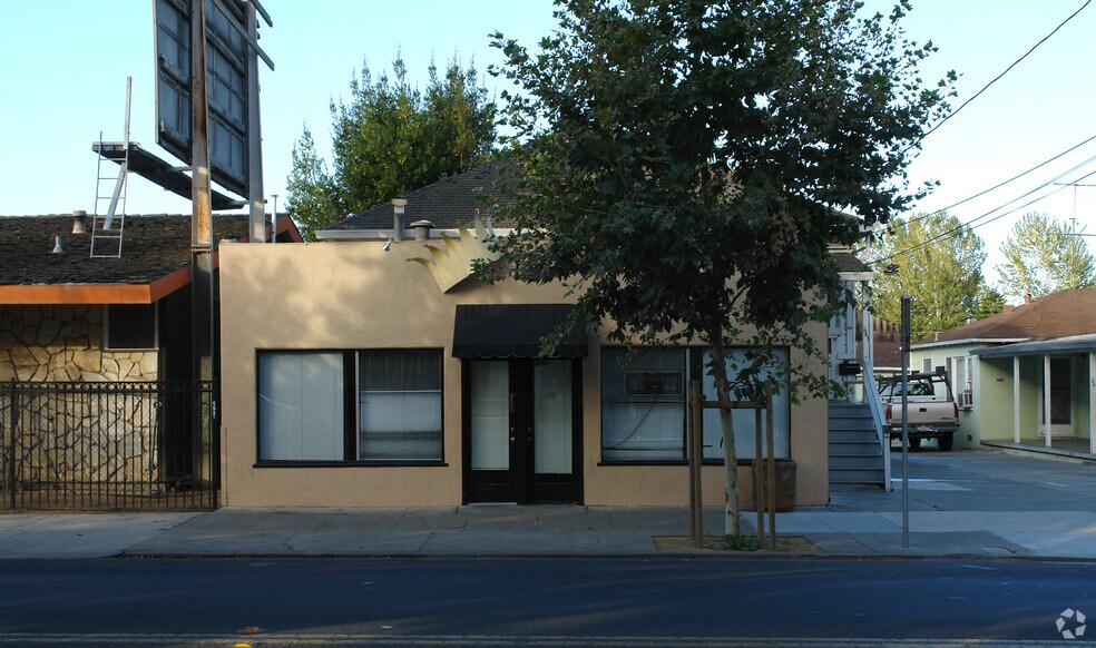 641-643 N 13th St, San Jose, CA à vendre - Photo du bâtiment - Image 2 de 3