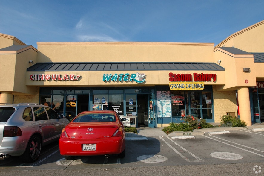 613-631 E Colorado St, Glendale, CA for lease - Building Photo - Image 3 of 20