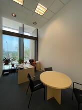 8001 Lincoln Ave, Skokie, IL for lease Interior Photo- Image 2 of 7