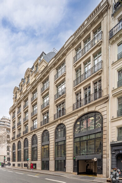 10 Boulevard Haussmann, Paris for lease - Building Photo - Image 3 of 18