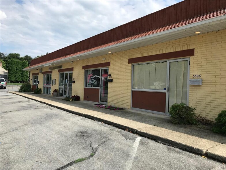 3500 Greenway St, Easton, PA for lease - Primary Photo - Image 1 of 11