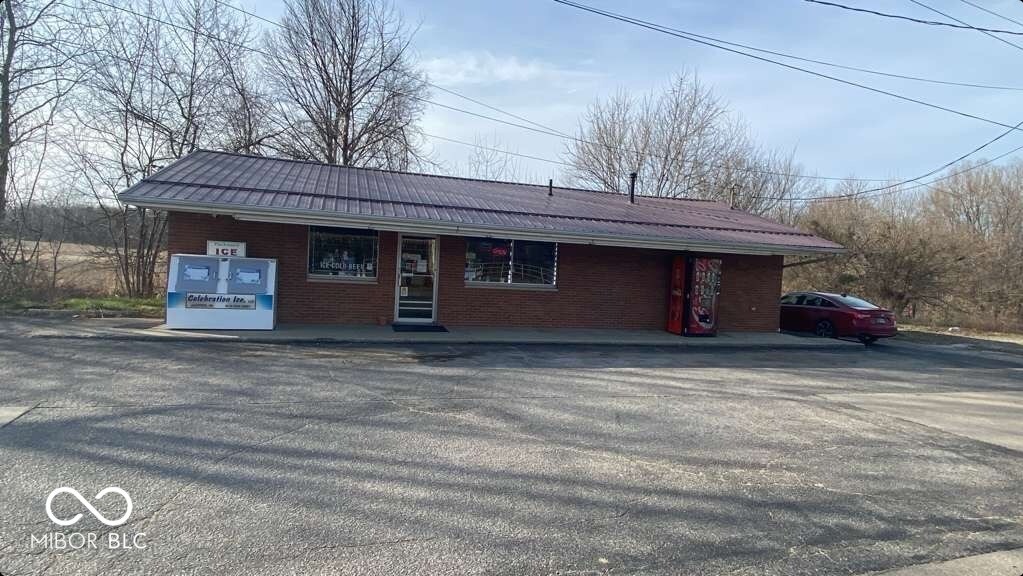 2870 IN-61, Winslow, IN à vendre Photo principale- Image 1 de 6