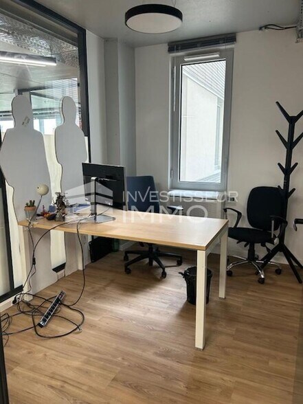 Bureau dans Suresnes à louer - Photo intérieure - Image 1 de 7