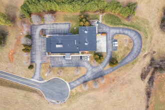 131 E Commerce St, Amherst, VA - aerial  map view