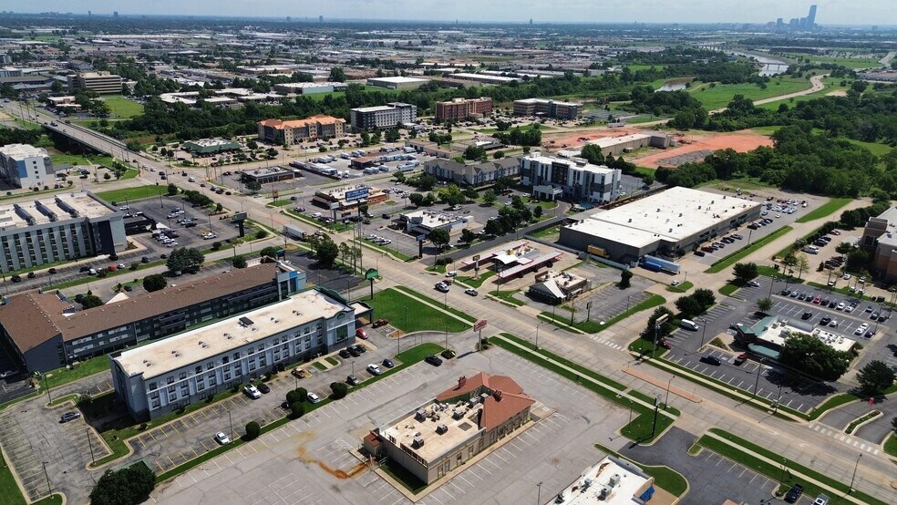 2035 S Meridian Ave, Oklahoma City, OK à vendre - Aérien - Image 2 de 4