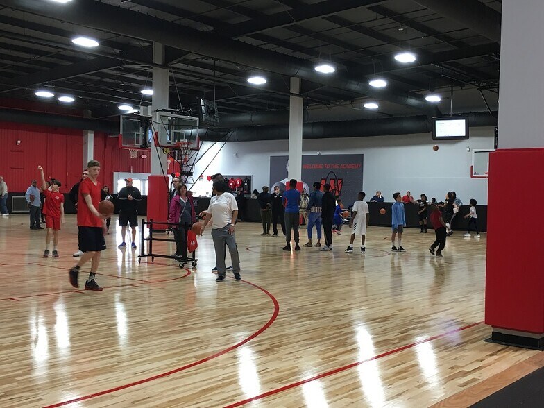 140 Long Rd, Chesterfield, MO à louer - Photo intérieure - Image 3 de 3