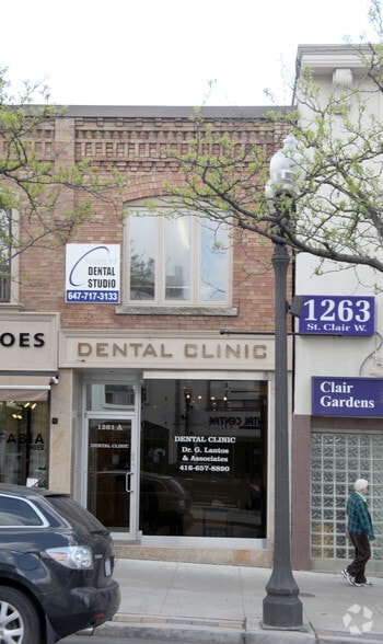 1261 St Clair Ave W, Toronto, ON for sale - Primary Photo - Image 1 of 2