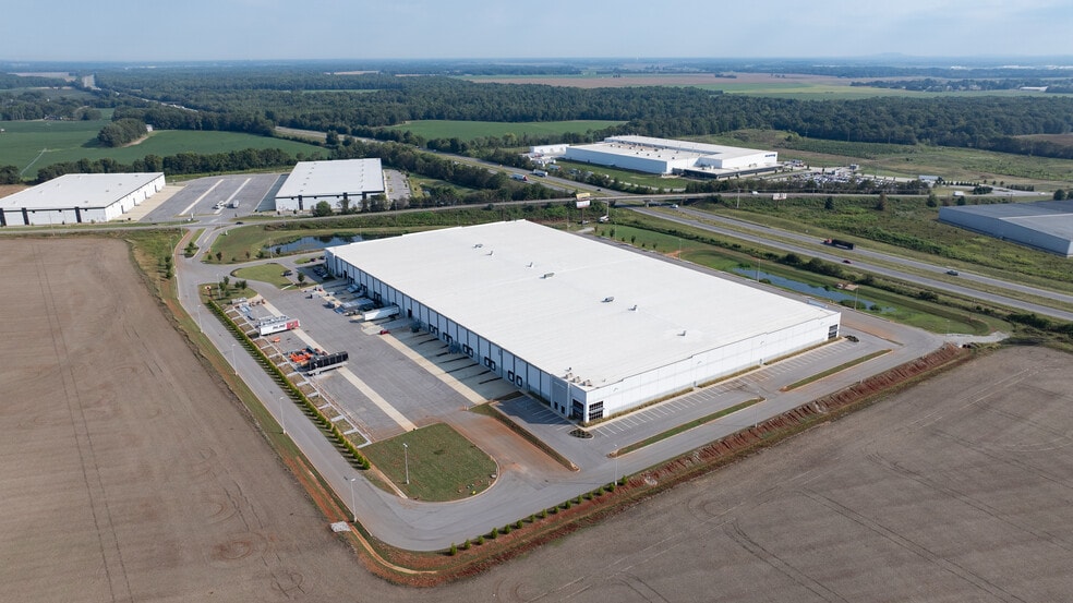 23366 Bibb Garrett Rd, Tanner, AL for lease - Building Photo - Image 2 of 23