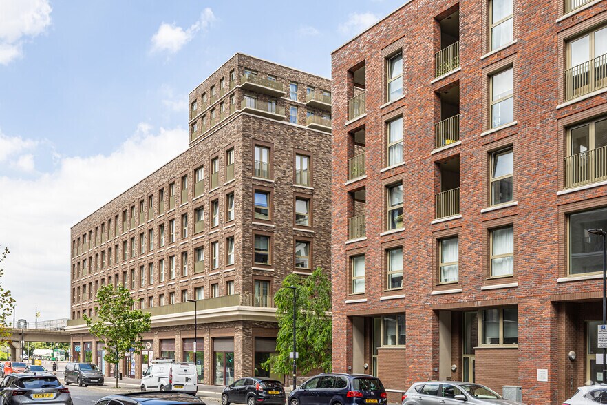 Atlantis Ave, London for sale - Building Photo - Image 3 of 7