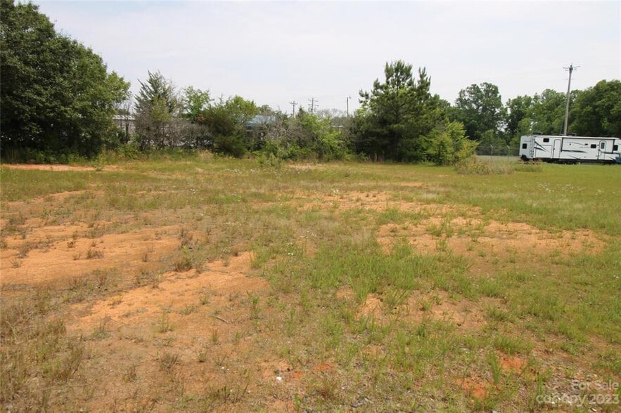 201 White Jenkins Rd, Bessemer City, NC à vendre - Photo du bâtiment - Image 3 de 15