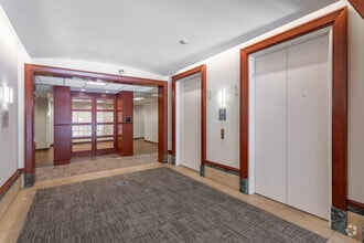100 N Field Dr, Lake Forest, IL for lease Interior Photo- Image 2 of 13