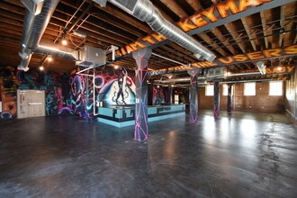 1100 Northern Pacific Ave N, Fargo, ND for lease Interior Photo- Image 1 of 5