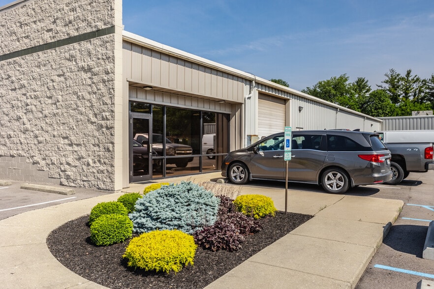 15535 Stony Creek Way, Noblesville, IN for lease - Building Photo - Image 2 of 7