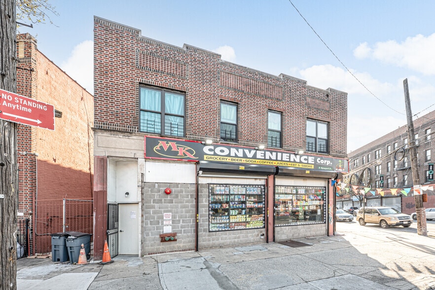 9 Newport St, Brooklyn, NY for sale - Building Photo - Image 2 of 7