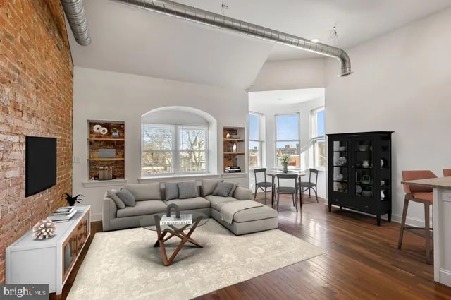 3228 W Diamond St, Philadelphia, PA for sale - Building Photo - Image 2 of 7