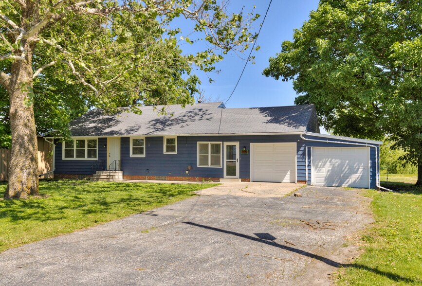 1100 2nd St NE, Bondurant, IA à vendre - Photo du bâtiment - Image 2 de 28