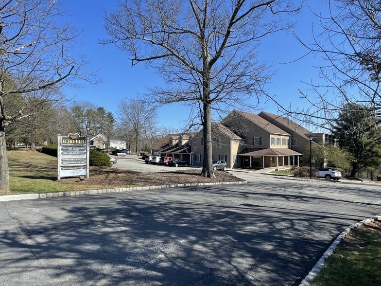 1128 State Route 31, Lebanon, NJ à vendre - Photo du bâtiment - Image 2 de 17