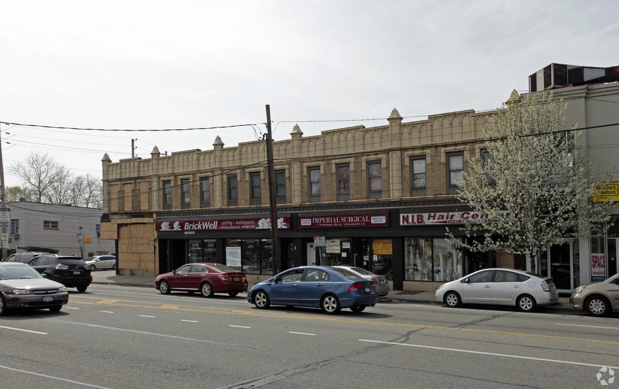 7 Northern Blvd, Great Neck, NY for lease Building Photo- Image 1 of 6