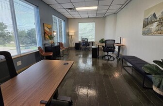 6401 W Eldorado Pky, McKinney, TX for lease Interior Photo- Image 1 of 4