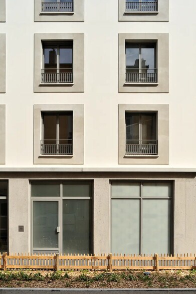 38 Rue Des Docks, Lyon à vendre - Photo du bâtiment - Image 2 de 3