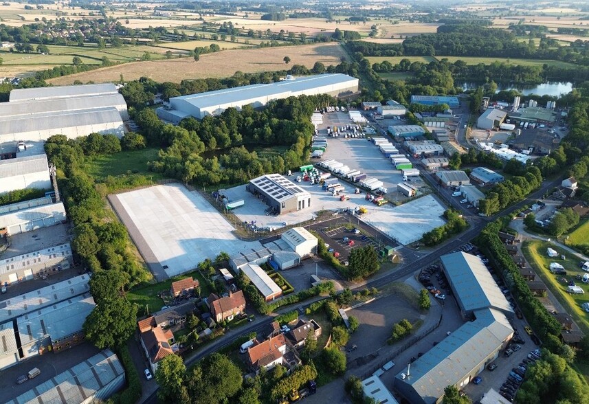 Crossroads Business Park, Roecliffe for lease - Aerial - Image 2 of 2