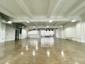 263 W 38th St, New York, NY for lease Interior Photo- Image 2 of 7