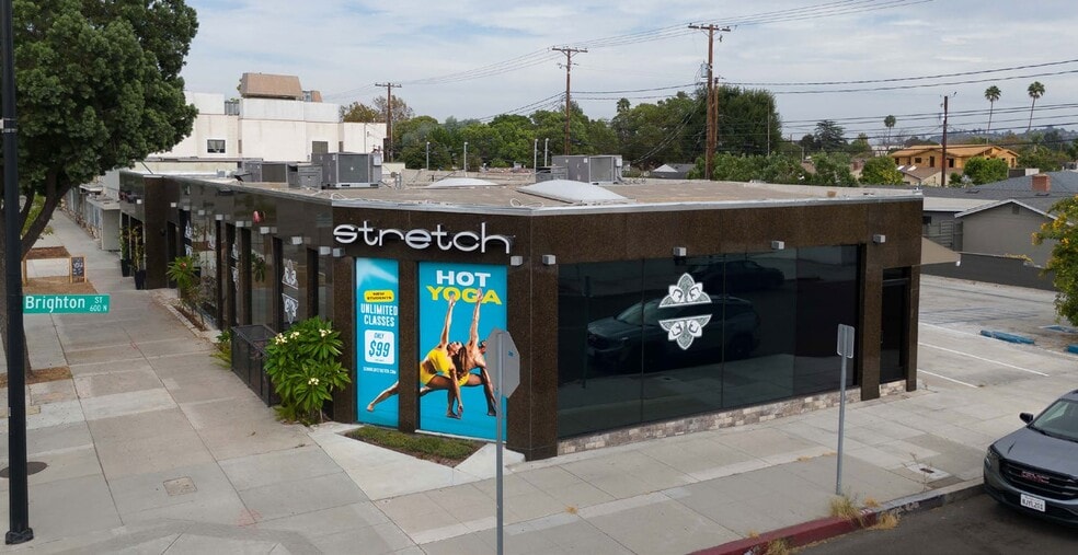2316-2320 W Magnolia Blvd, Burbank, CA for sale - Building Photo - Image 1 of 11