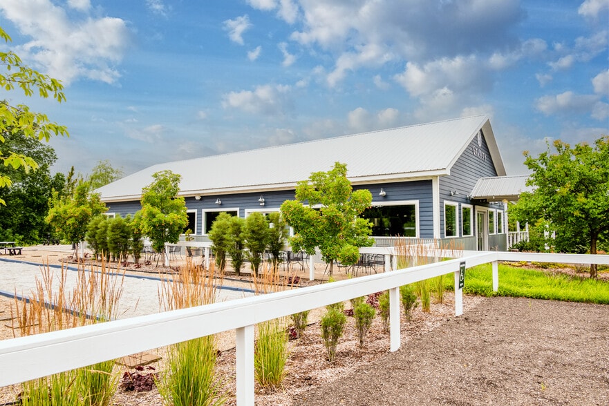 10220 Lauer Rd, Baroda, MI for sale - Building Photo - Image 3 of 58