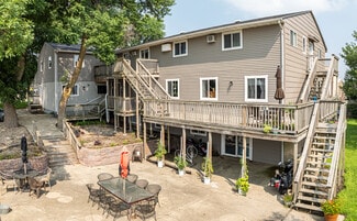 Plus de détails pour 2212 Okoboji Ave, Milford, IA - Multi-résidentiel à vendre