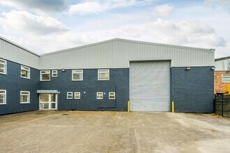 Bedworth Rd, Coventry à louer Photo du bâtiment- Image 1 de 7