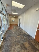 7800 Wolf Trail Cv, Germantown, TN for lease Building Photo- Image 1 of 19
