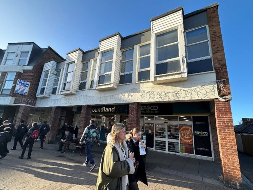 115-127 High St, Billericay à louer Photo du bâtiment- Image 1 de 2