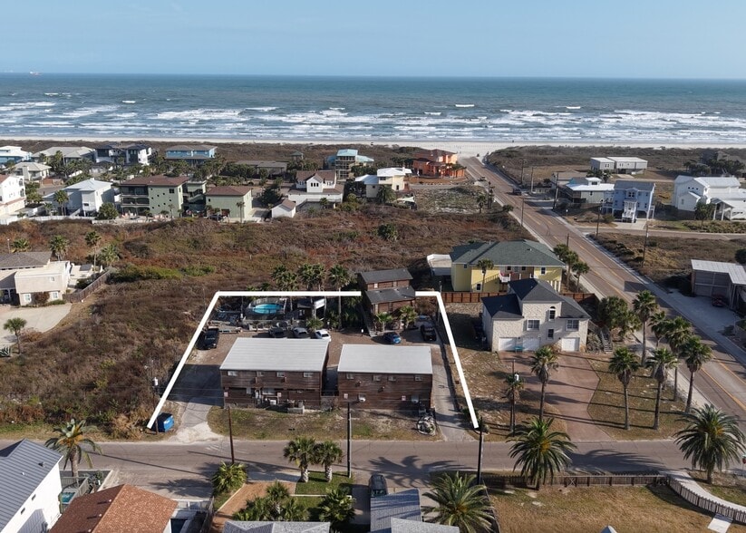 539 S 12th St, Port Aransas, TX for sale - Primary Photo - Image 1 of 13